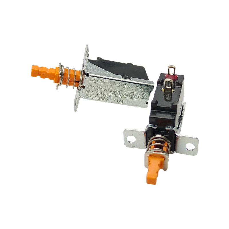 How can the electrical contacts of a self-locking push switch be optimized to reduce resistance?